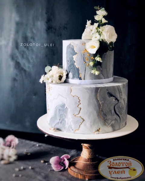 Свадебный торт